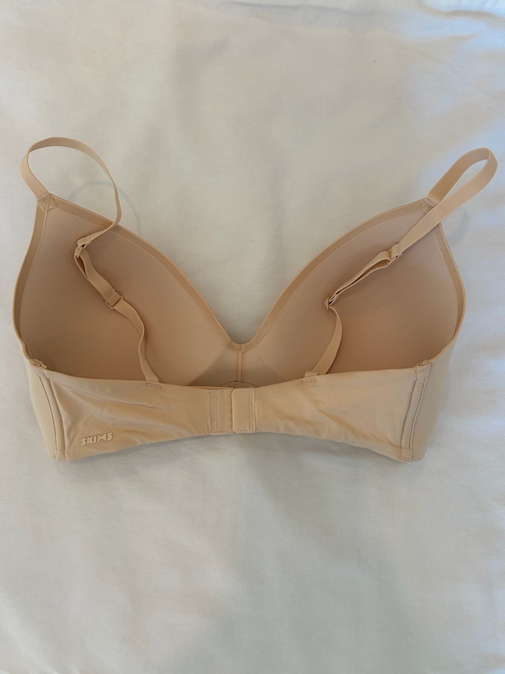Skims Wireless Form T-Shirt Demi Bra - 34D - Picture 3 of 8